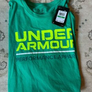 NWT Under Armour Vibrant Green Tee with Neon Yellow Accents